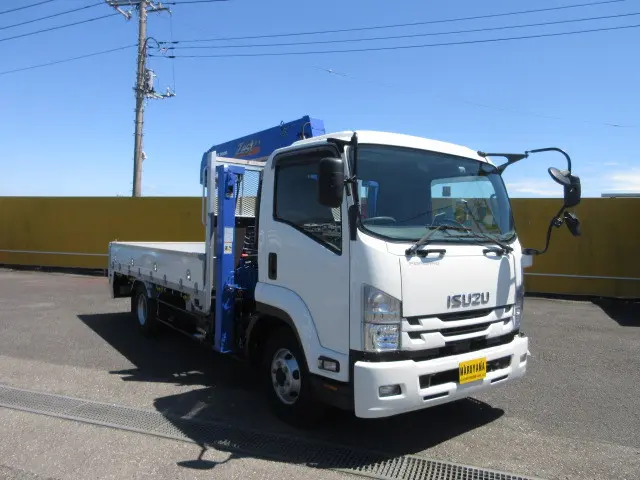 いすゞ フォワード 2PG-FRR90S2(2WD)の写真2