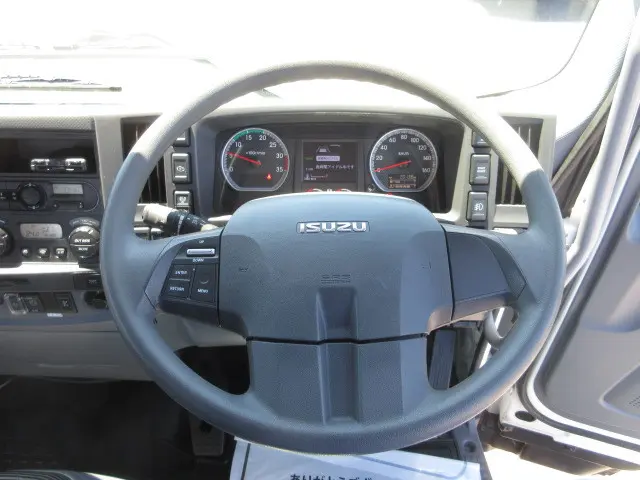 いすゞ フォワード 2PG-FRR90S2(2WD)の写真17