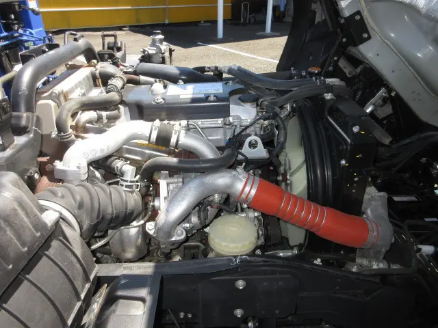 いすゞ フォワード 2PG-FRR90S2(2WD)の写真26
