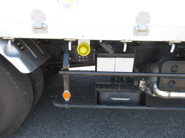 いすゞ フォワード 2PG-FRR90S2(2WD)の写真34