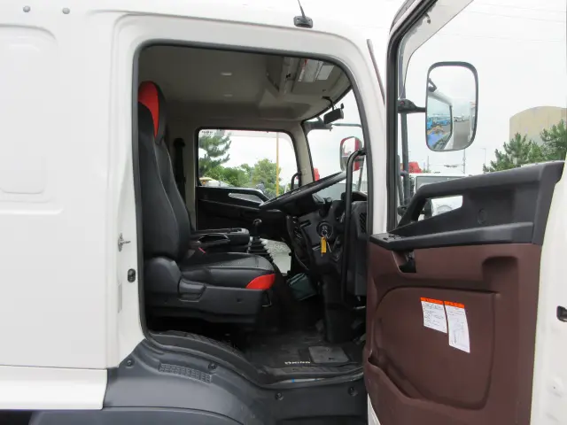 日野 レンジャー 2KG-FD2ABA(2WD)の写真13