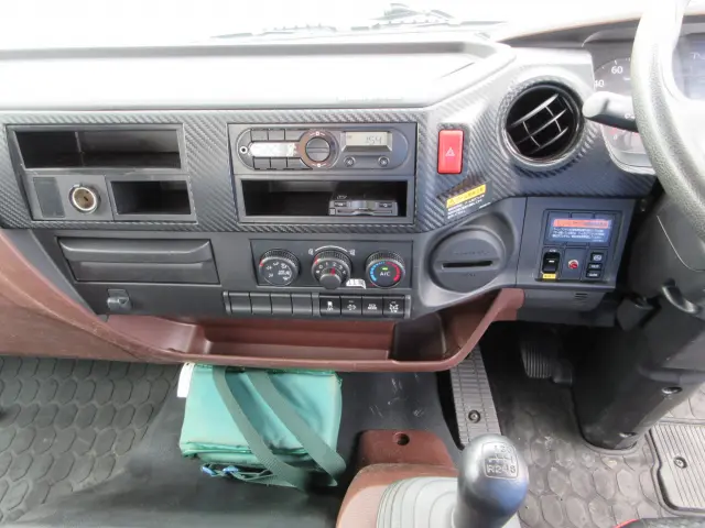 日野 レンジャー 2KG-FD2ABA(2WD)の写真16