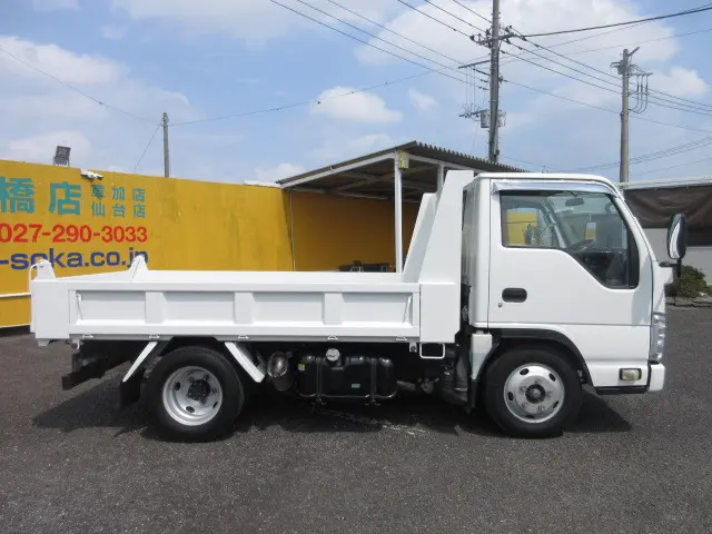 いすゞ エルフ TKG-NKR85AN(2WD)の写真6