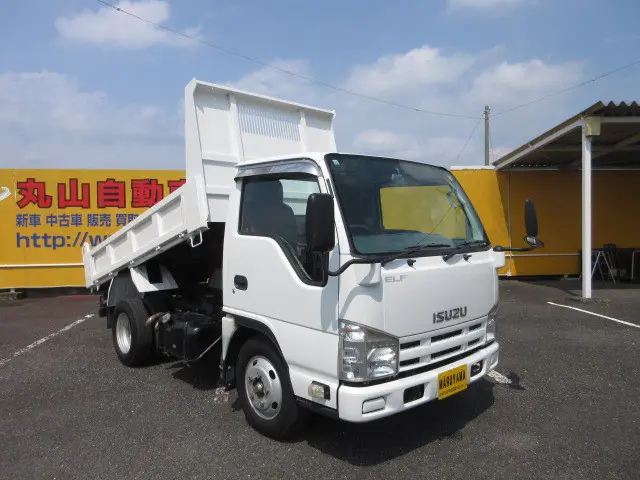 いすゞ エルフ TKG-NKR85AN(2WD)の写真8