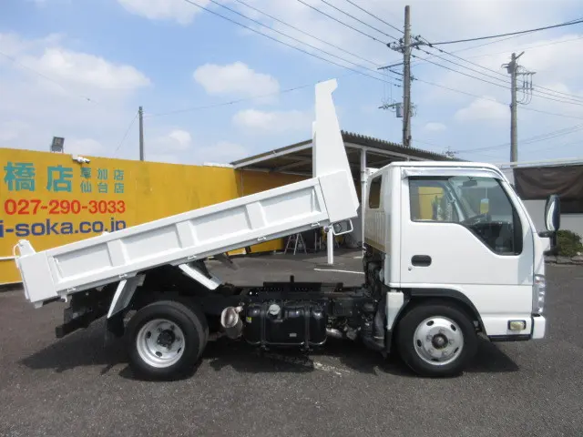 いすゞ エルフ TKG-NKR85AN(2WD)の写真12