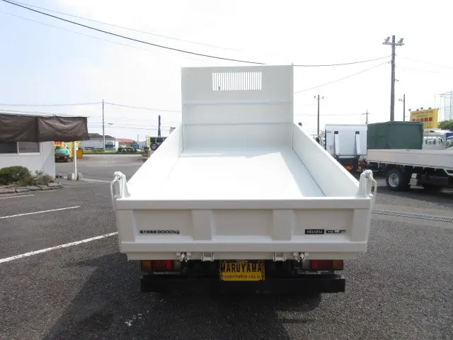 いすゞ エルフ TKG-NKR85AN(2WD)の写真17