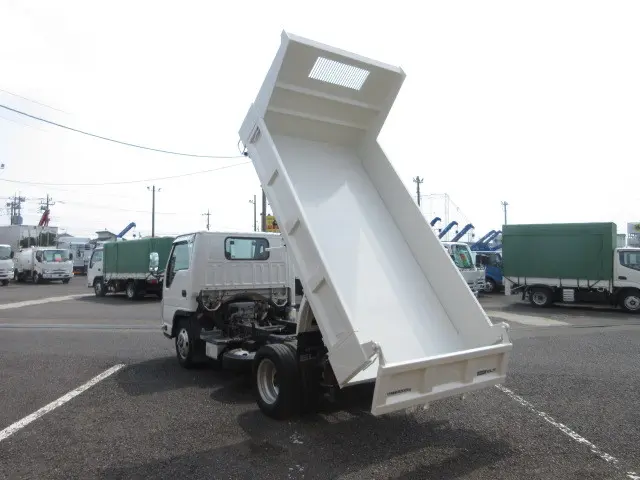 いすゞ エルフ TKG-NKR85AN(2WD)の写真18
