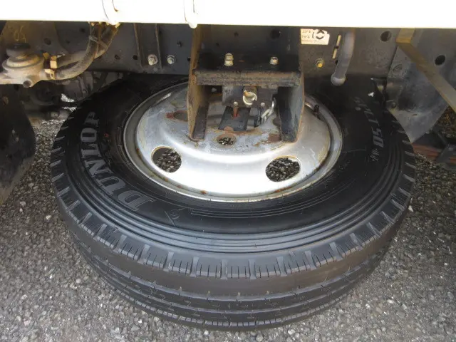 いすゞ エルフ TKG-NKR85AN(2WD)の写真45