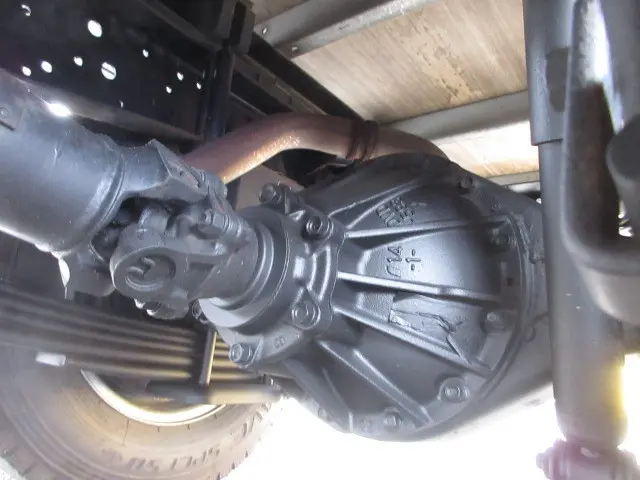 いすゞ エルフ TRG-NLR85AN(4WD)の写真34