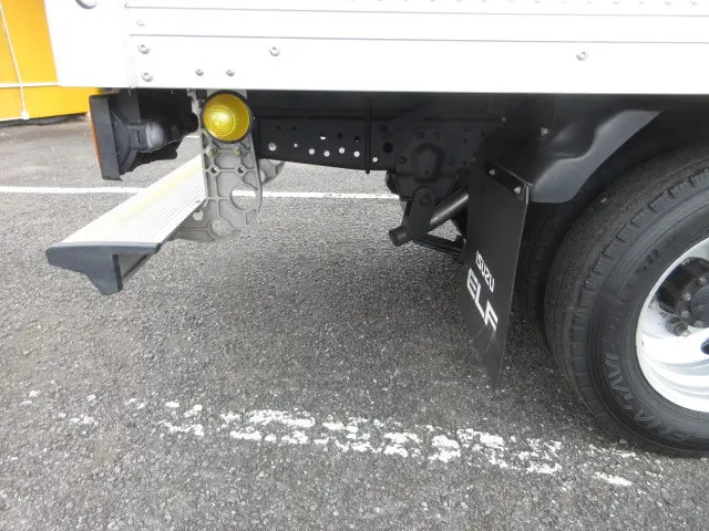 いすゞ エルフ TRG-NLR85AN(4WD)の写真39