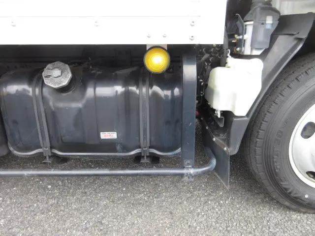 いすゞ エルフ TRG-NLR85AN(4WD)の写真40