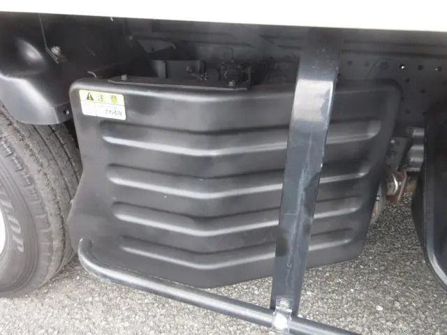 いすゞ エルフ TRG-NLR85AN(4WD)の写真44