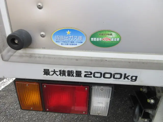 いすゞ エルフ TRG-NLR85AN(4WD)の写真48
