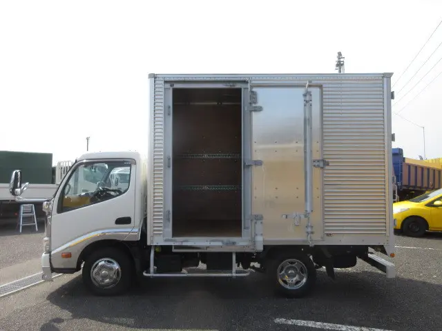 日野 デュトロ TKG-XZU605M(2WD)の写真6