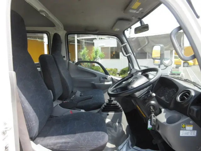 トヨタ トヨエース QDF-KDY231(2WD)の写真14