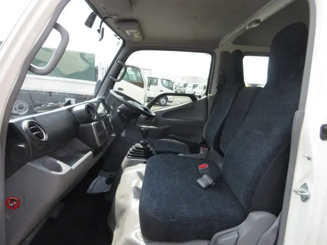 トヨタ トヨエース QDF-KDY231(2WD)の写真24