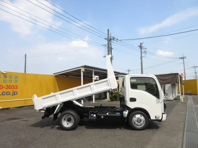 日産 アトラス 2WG-AKR88AT(2WD)の写真17