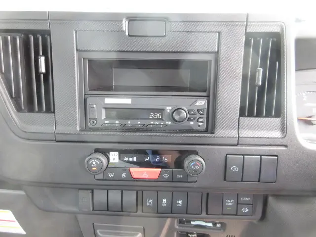 日産 アトラス 2WG-AKR88AT(2WD)の写真26