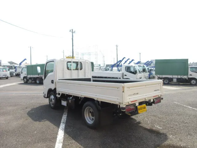 日産 アトラス 2WG-AJS88AF(4WD)の写真3