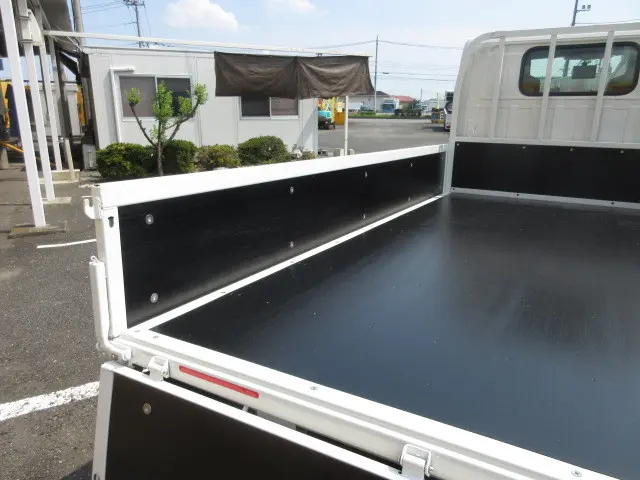 日産 アトラス 2WG-AJS88AF(4WD)の写真10