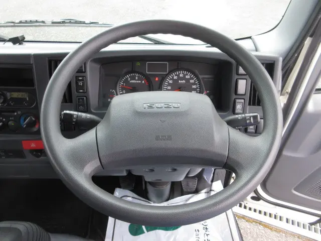 いすゞ エルフ TRG-NLR85AN(2WD)の写真23