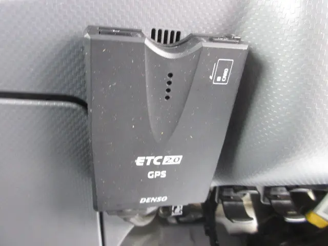 いすゞ エルフ TRG-NLR85AN(2WD)の写真27