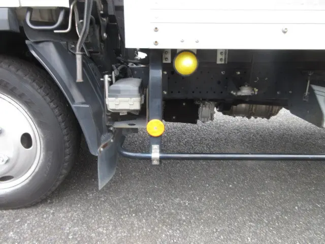 いすゞ エルフ TRG-NLR85AN(2WD)の写真42