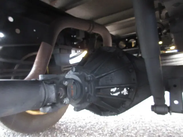 いすゞ エルフ TRG-NMR85AN(2WD)の写真37