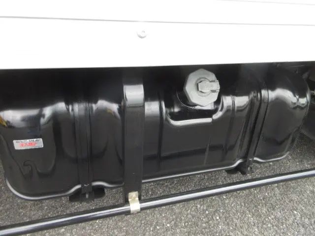 いすゞ エルフ TRG-NMR85AN(2WD)の写真42