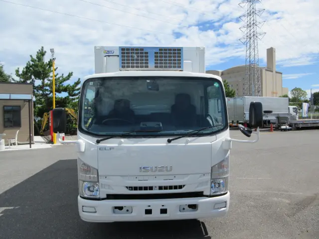 いすゞ エルフ 2PG-NPR88AN(2WD)の写真10