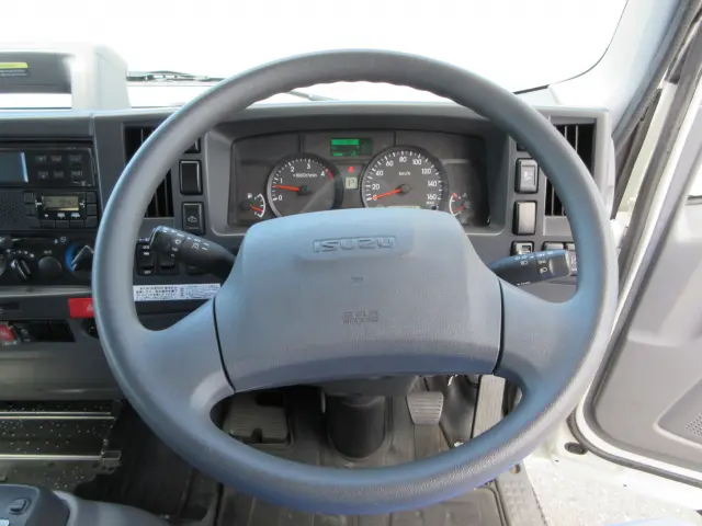 いすゞ エルフ 2PG-NPR88AN(2WD)の写真12