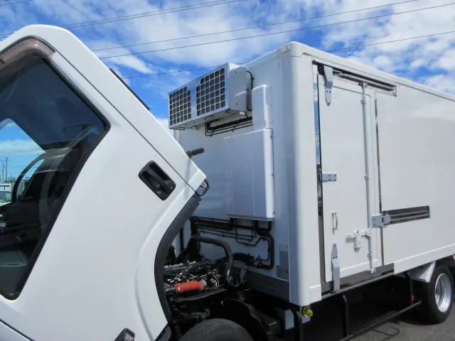 いすゞ エルフ 2PG-NPR88AN(2WD)の写真34