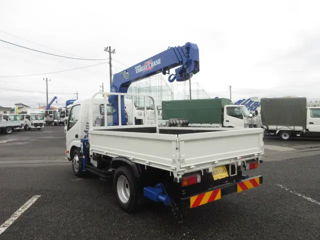 日野 デュトロ TKG-XZU685M(4WD)の写真2