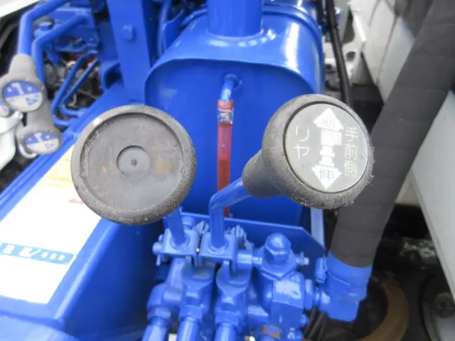 日野 デュトロ TKG-XZU685M(4WD)の写真18