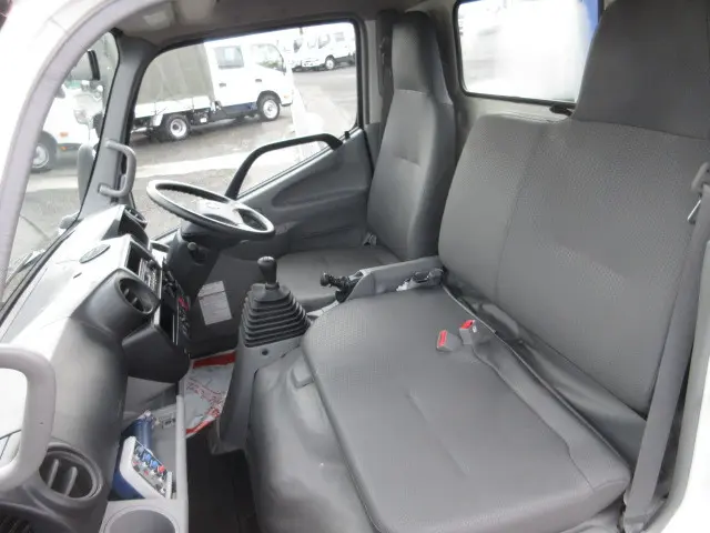 日野 デュトロ TKG-XZU685M(4WD)の写真34