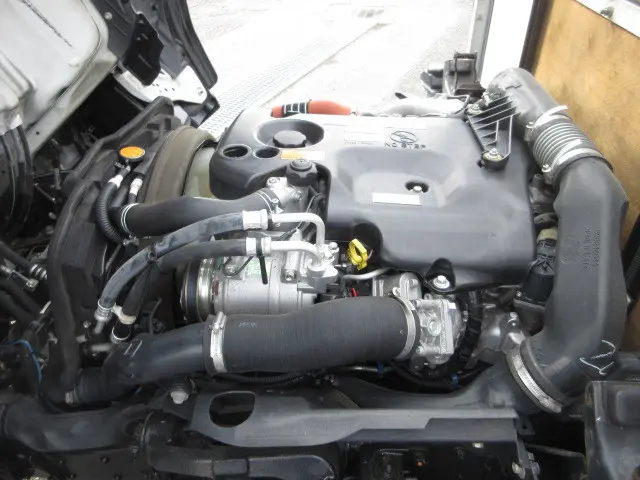 いすゞ エルフ TRG-NHS85A(4WD)の写真25