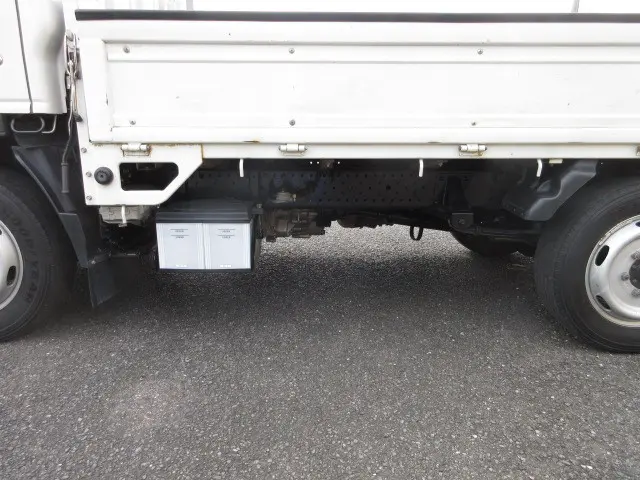 いすゞ エルフ TRG-NHS85A(4WD)の写真32