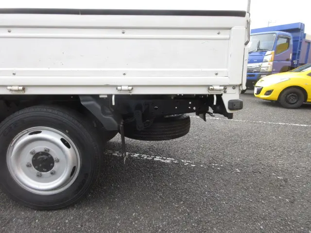 いすゞ エルフ TRG-NHS85A(4WD)の写真33