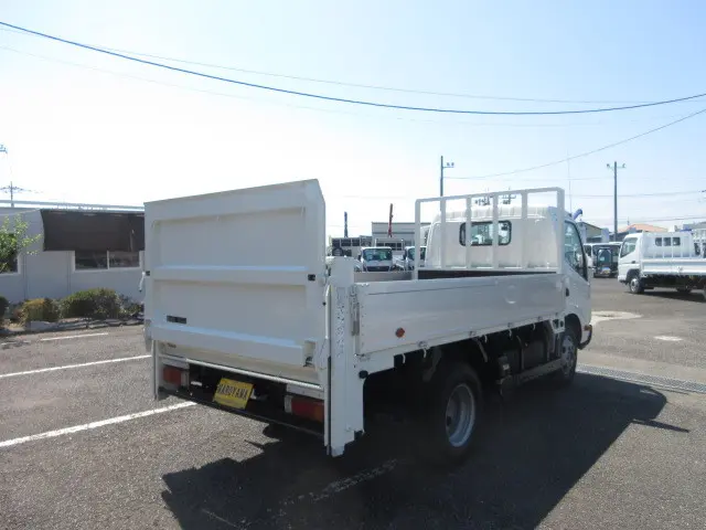 日野 デュトロ TKG-XZU685M(4WD)の写真4