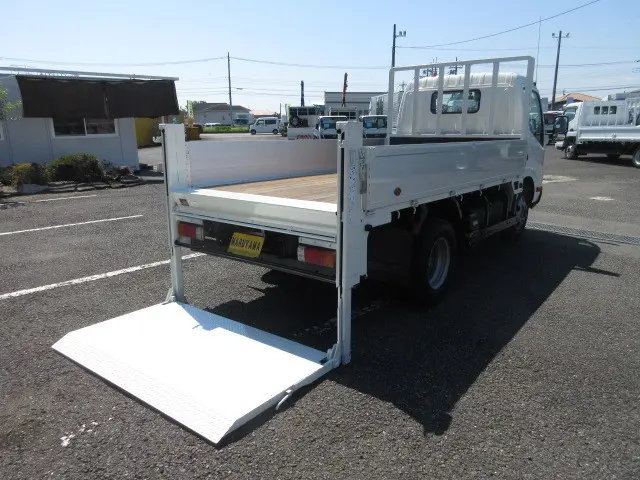 日野 デュトロ TKG-XZU685M(4WD)の写真13