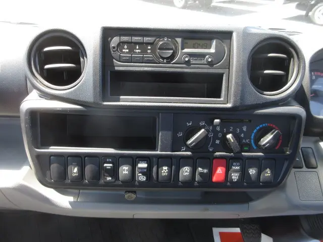 日野 デュトロ TKG-XZU685M(4WD)の写真19