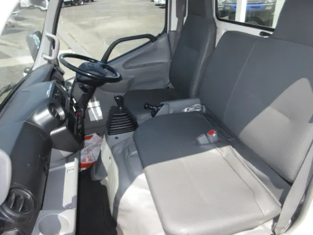 日野 デュトロ TKG-XZU685M(4WD)の写真22