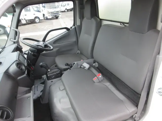 トヨタ ダイナ 2RG-XZC605(2WD)の写真27