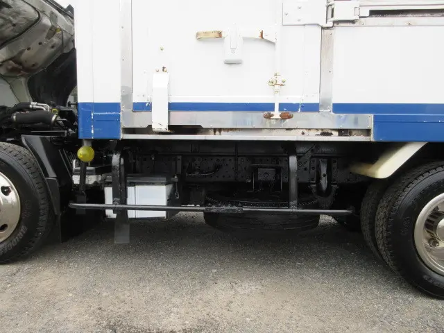 いすゞ エルフ TPG-NJS85AN(4WD)の写真39