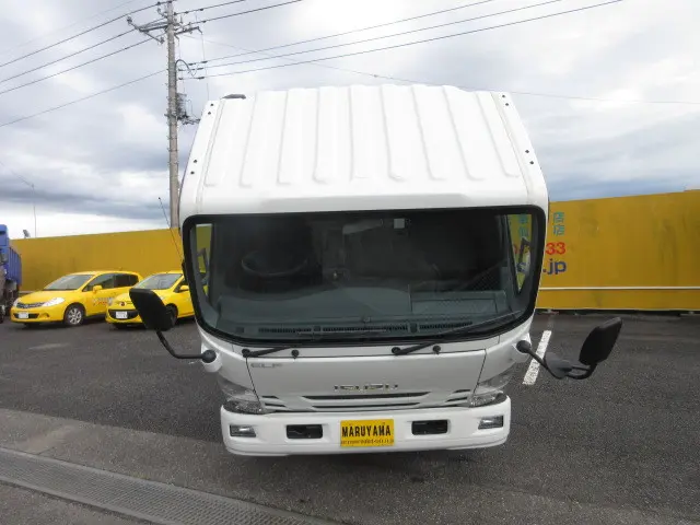 いすゞ エルフ TRG-NNR85AR(2WD)の写真13