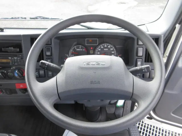 いすゞ エルフ TRG-NNR85AR(2WD)の写真16