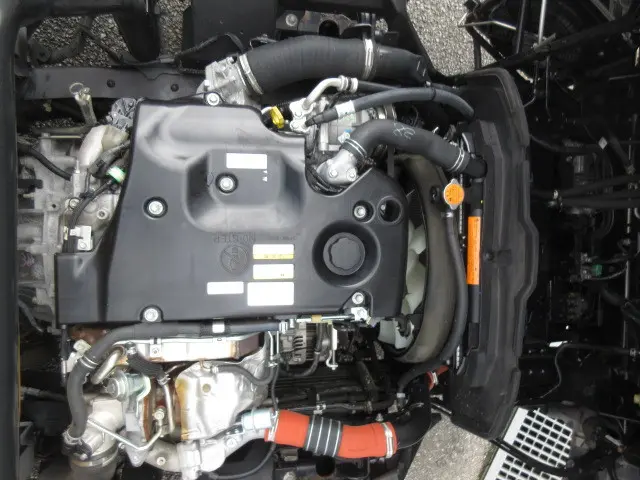 いすゞ エルフ TRG-NNR85AR(2WD)の写真25