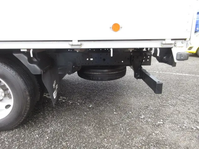 いすゞ エルフ TRG-NNR85AR(2WD)の写真38