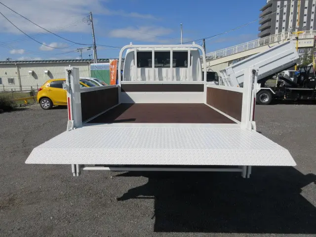 日野 デュトロ 2WG-XZU686M(4WD)の写真8