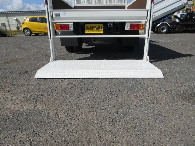 日野 デュトロ 2WG-XZU686M(4WD)の写真43
